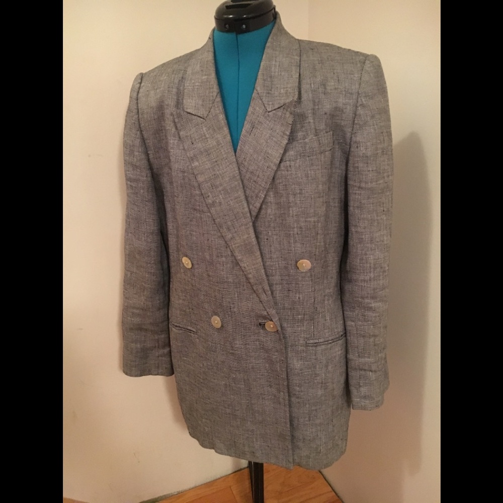 Black and white tweed blazer